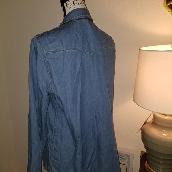 Women's XL Embroidery Long Sleeve Top - Picture 3 of 5